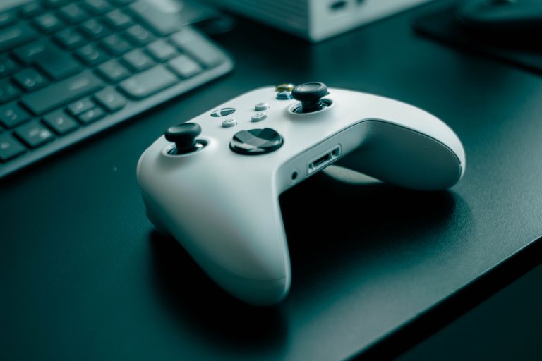 From Consoles to Cloud Gaming: How Technology Changed the Way We Play